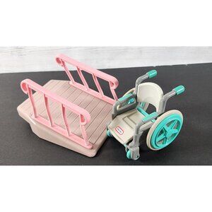 VINTAGE LITTLE TIKES DOLLHOUSE WHEELCHAIR AND RAMP LOT SET ADA HANDICAP THERAPY